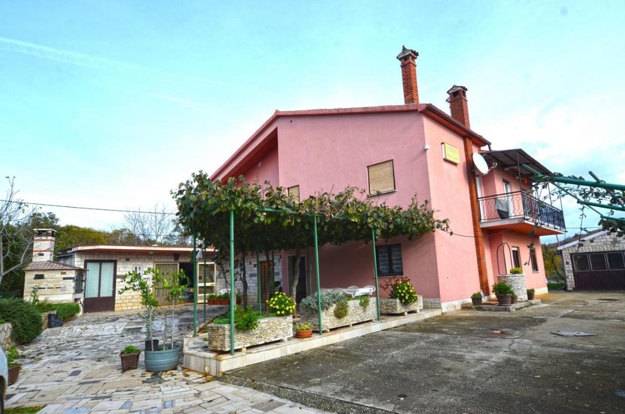 Miro Apartments Kanfanar Exterior foto